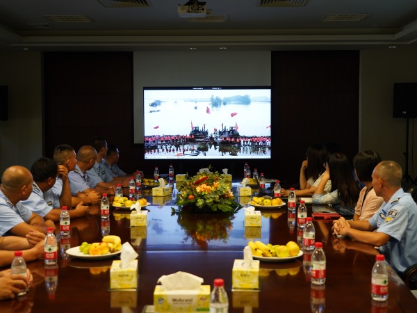 共庆建军佳节  传承八一精神